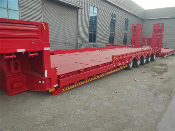 Specialized transport semi-trailer